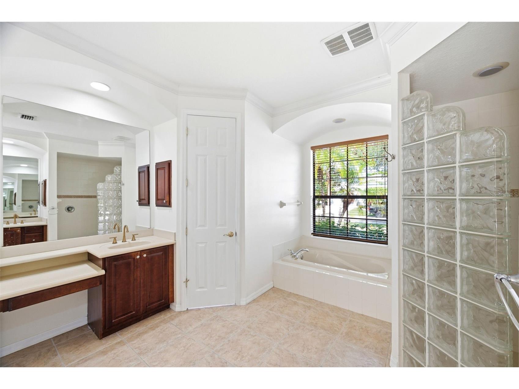 6611 Chickadee Lane Bradenton FL 34202 TB8515061 image32