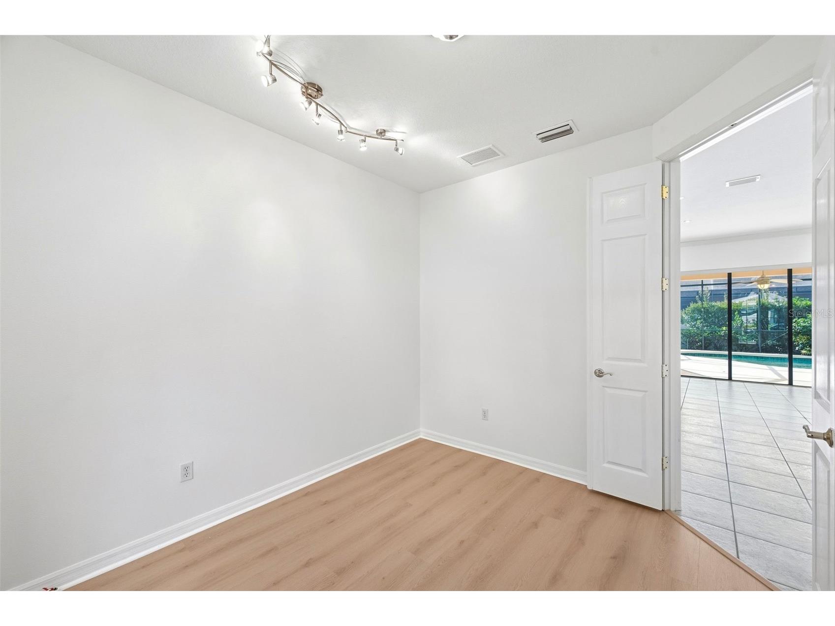 6611 Chickadee Lane Bradenton FL 34202 TB8515061 image9