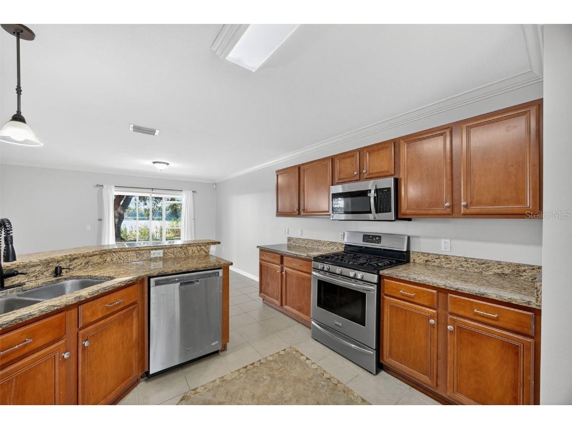 6611 Gates Pointe Way Riverview FL 33578 - LAKE ST CHARLES TB8446560 image10