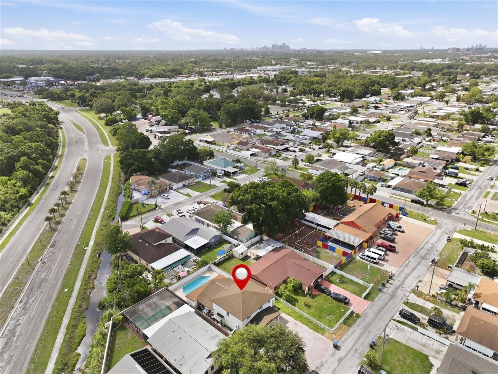 6611 N Hale Avenue Tampa FL 33614 TB8513304 image55