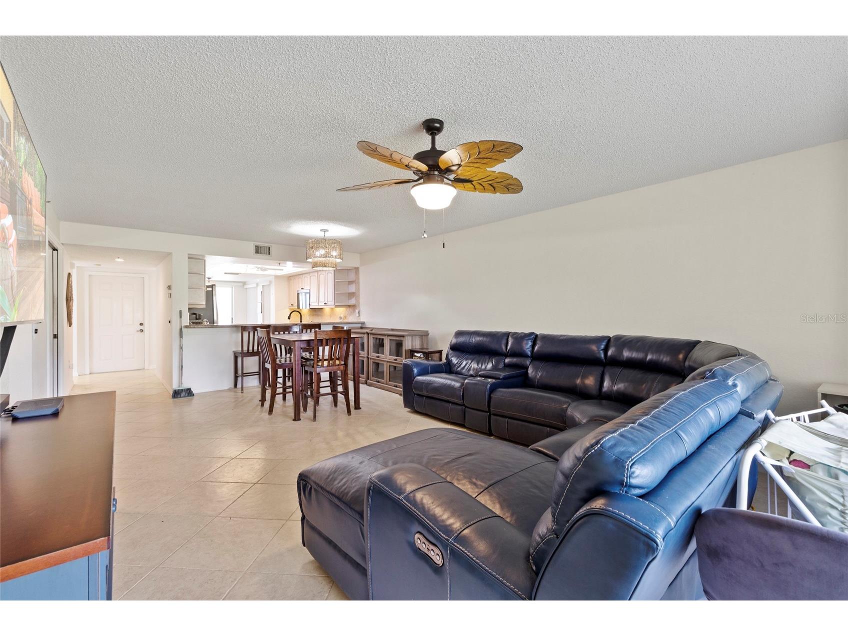 6611 Stone River Road #102 Bradenton FL 34203 A4686117 image3