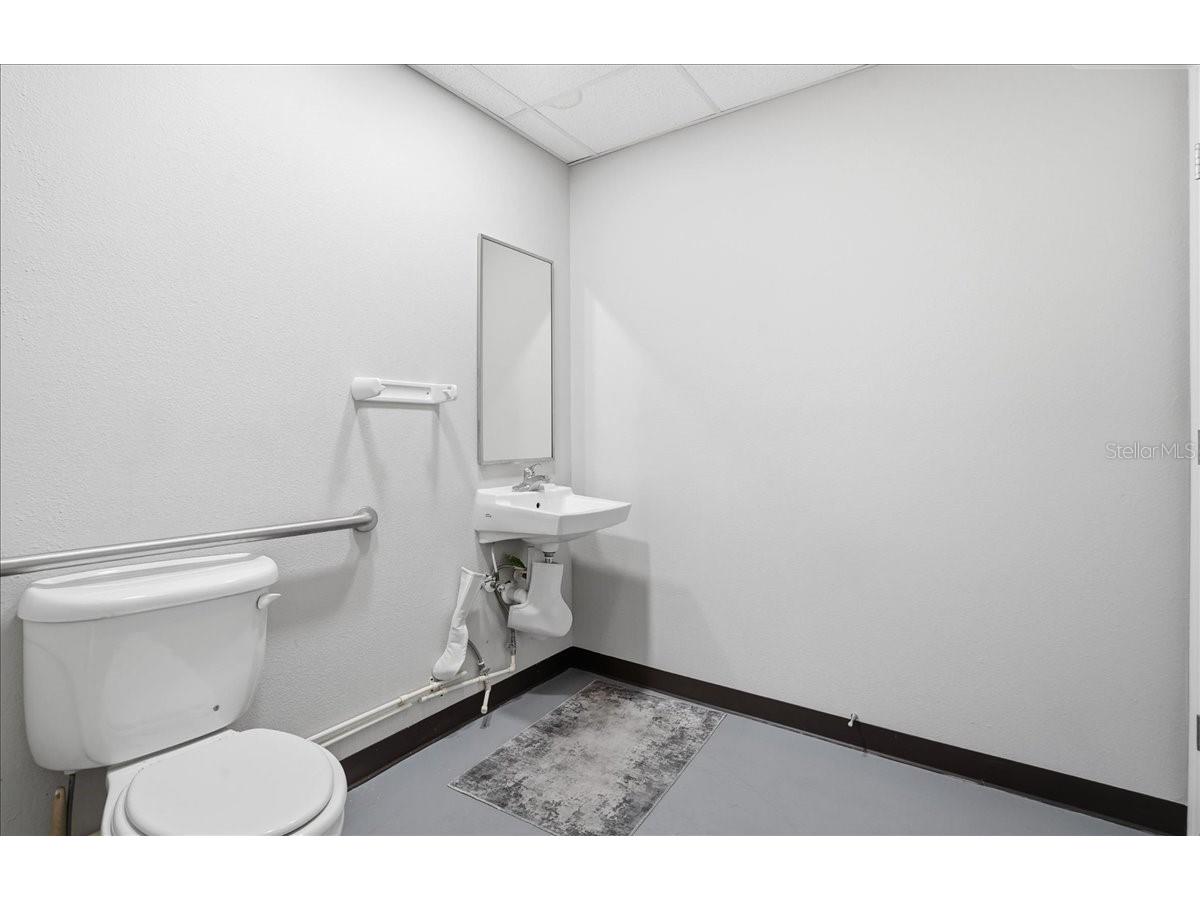 6612 26th Court E Sarasota FL 34243 TB8454310 image10