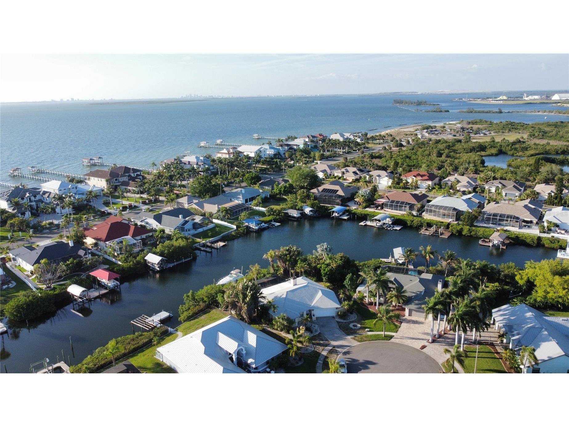 6612 Blackfin Way Apollo Beach FL 33572 TB8506836 image17