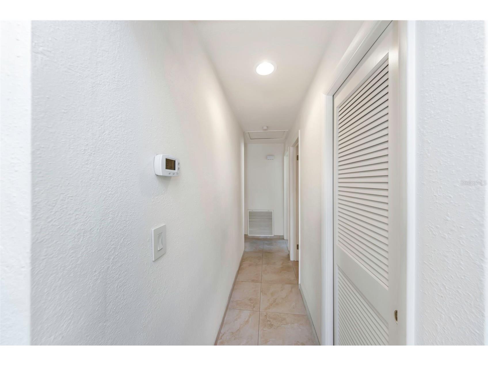 6613 Flamingo Way S Saint Petersburg FL 33707 TB8488127 image21