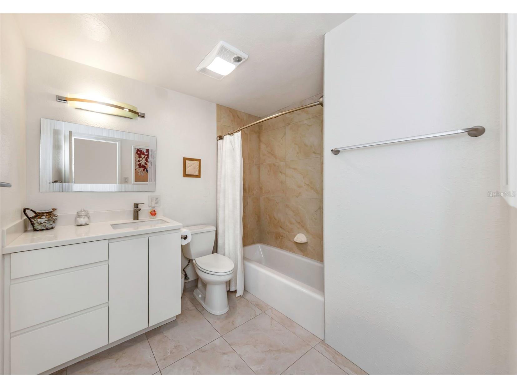 6613 Flamingo Way S Saint Petersburg FL 33707 TB8488127 image30