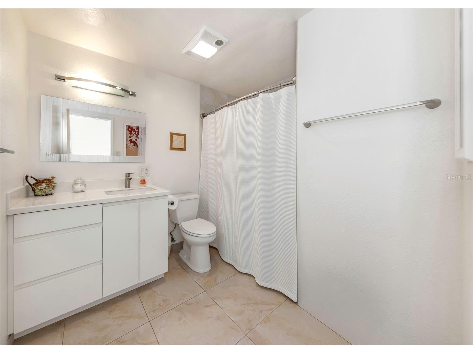 6613 Flamingo Way S Saint Petersburg FL 33707 TB8488127 image32