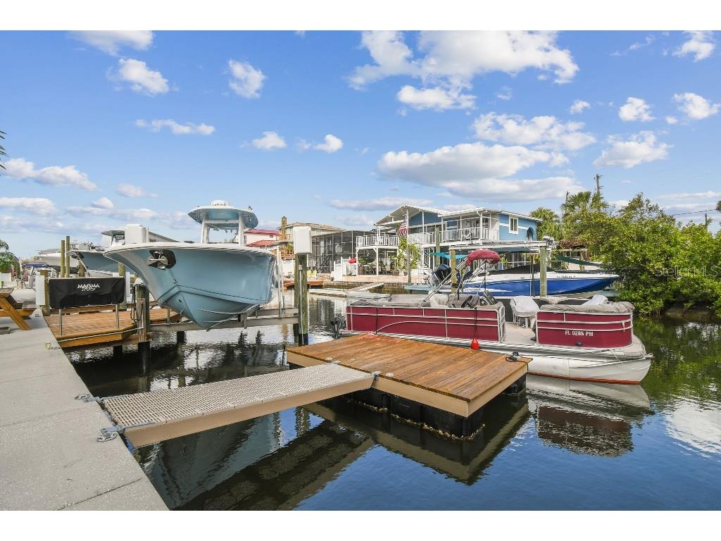 6613 Josie Lane Hudson FL 34667 TB8435384 image9