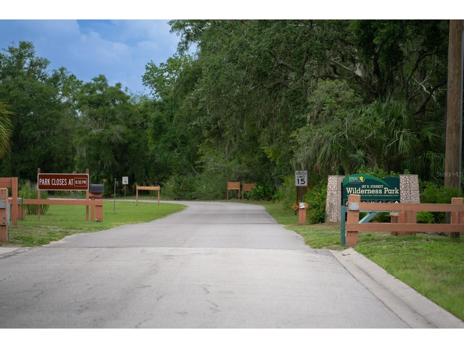 6614 Green Acres Boulevard New Port Richey FL 34655 W7887495 image19