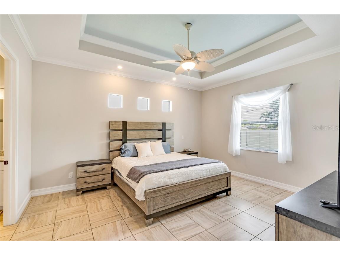 6615 35th Court E Sarasota FL 34243 A4662184 image19