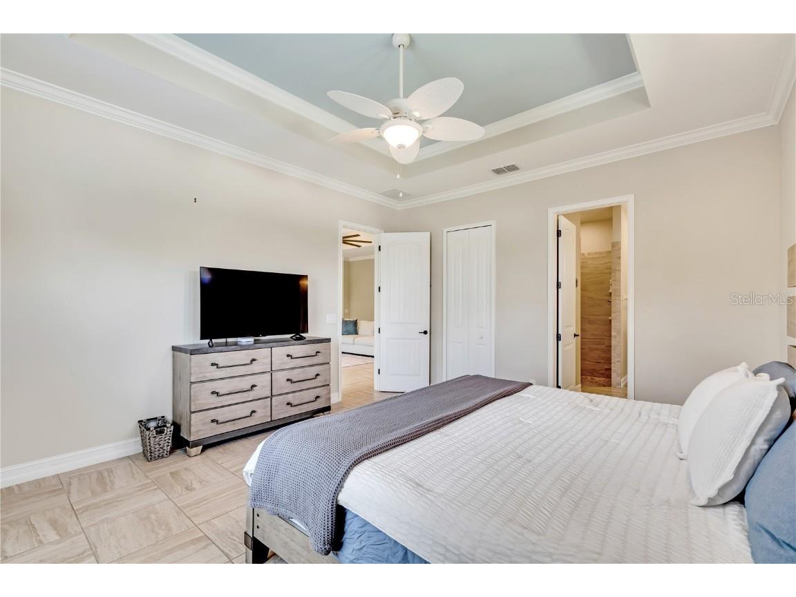 6615 35th Court E Sarasota FL 34243 A4662184 image20