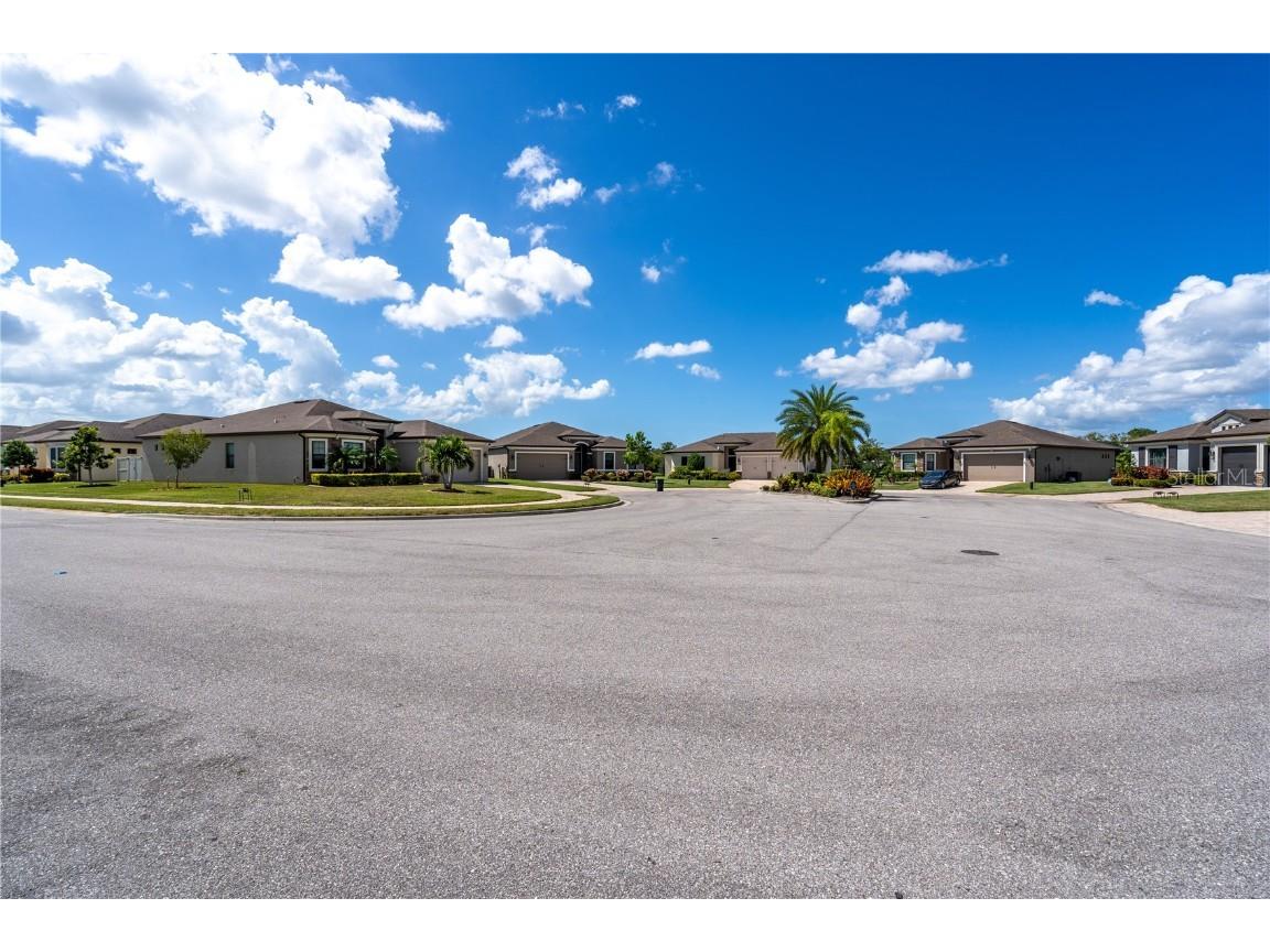 6615 35th Court E Sarasota FL 34243 A4662184 image31