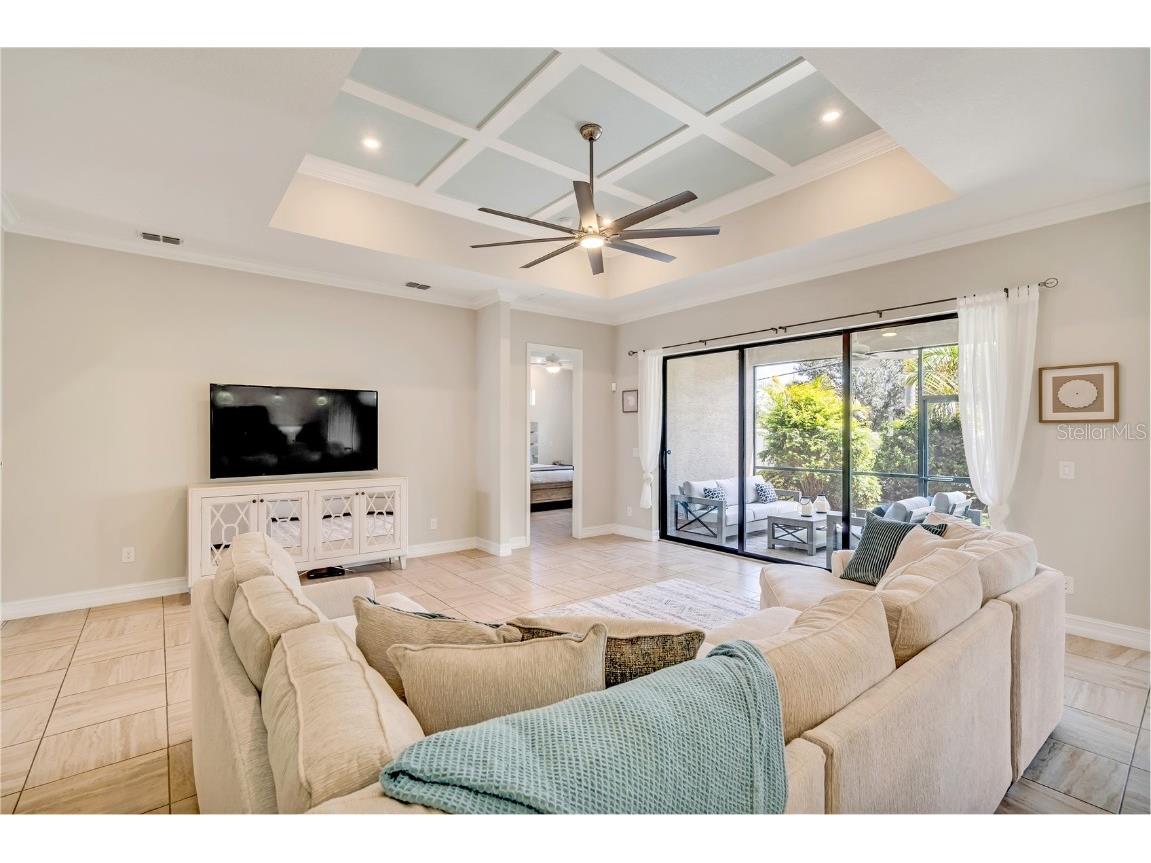 6615 35th Court E Sarasota FL 34243 A4662184 image7