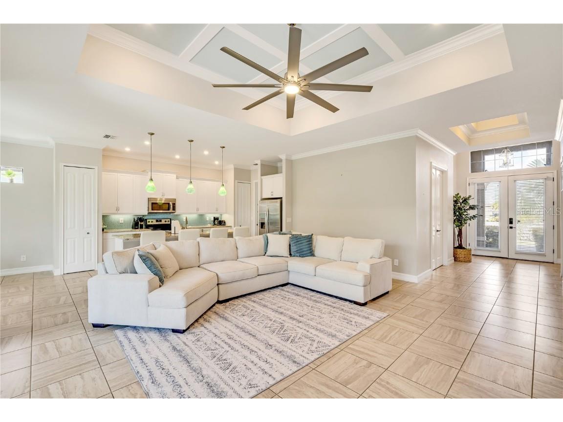 6615 35th Court E Sarasota FL 34243 A4662184 image9