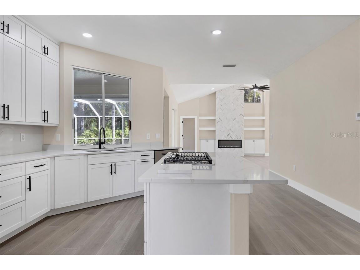 6615 Hunter Combe Crossing University Park FL 34201 A4671401 image12