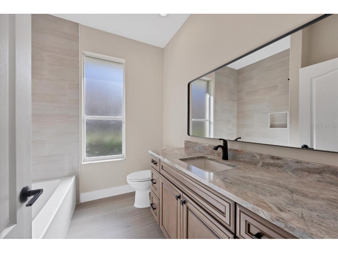 6615 Hunter Combe Crossing University Park FL 34201 A4671401 image22