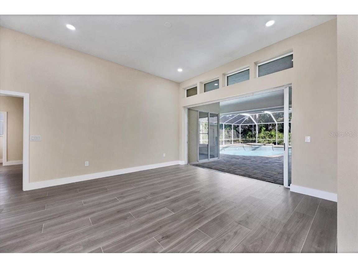 6615 Hunter Combe Crossing University Park FL 34201 A4671401 image8