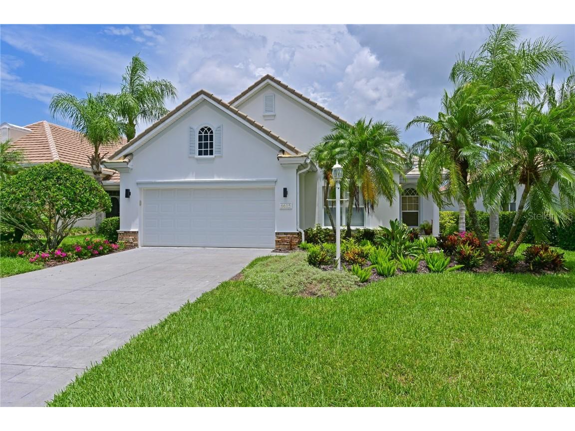 6615 Oakland Hills Drive Lakewood Ranch FL 34202 A4577993 image1