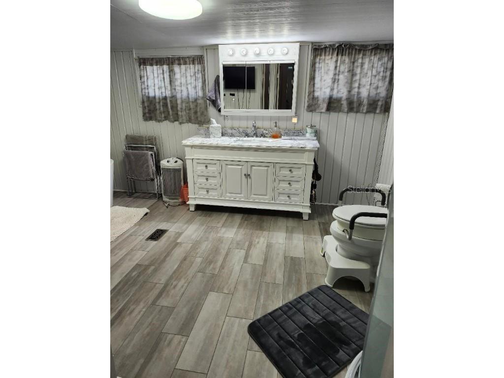 6616 Massachusetts Street Bradenton FL 34207 - SARASOTA BAY A4649428 image18