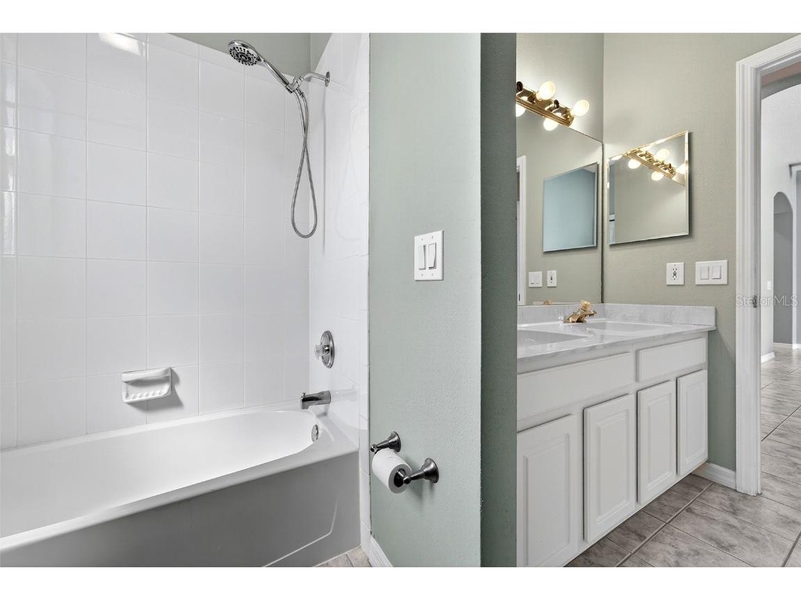 6617 Cheswick Street Sarasota FL 34243 A4669260 image19