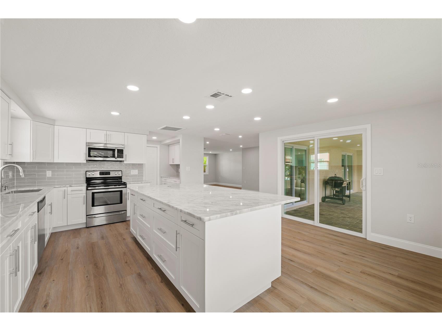 6617 Harbor Drive Hudson FL 34667 TB8504815 image11