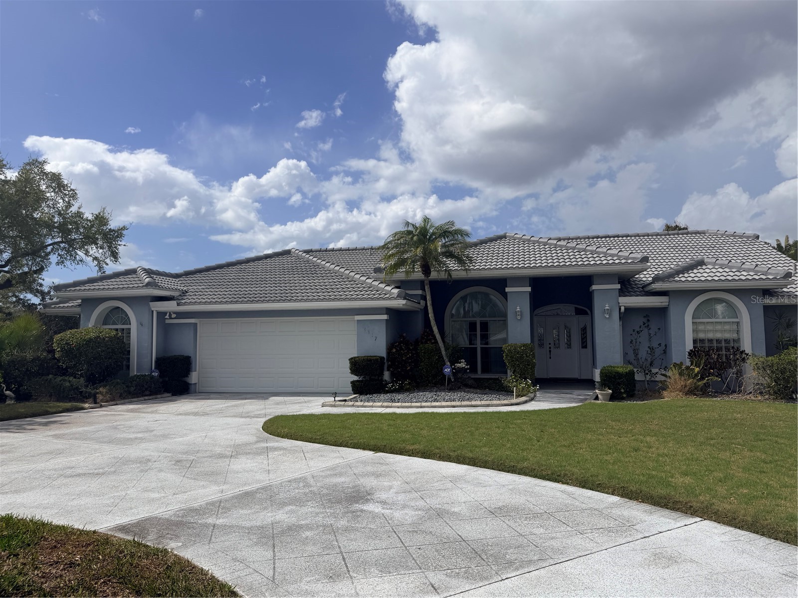 6617 Seven Pines Drive Bradenton FL 34203 A4684978 image1