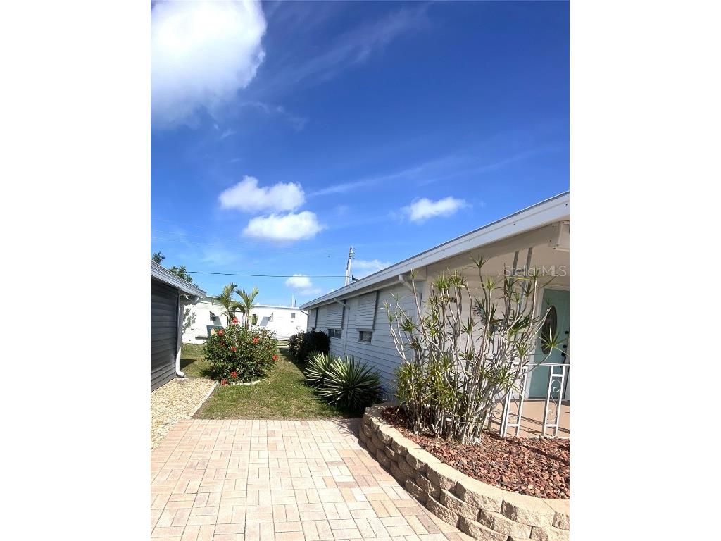 6618 Oregon Street Bradenton FL 34207 - SARASOTA BAY A4647820 image7