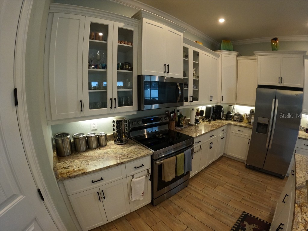 6619 35th Court E Sarasota FL 34243 A4655680 image21