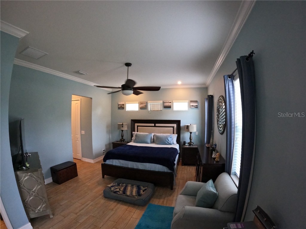 6619 35th Court E Sarasota FL 34243 A4655680 image26