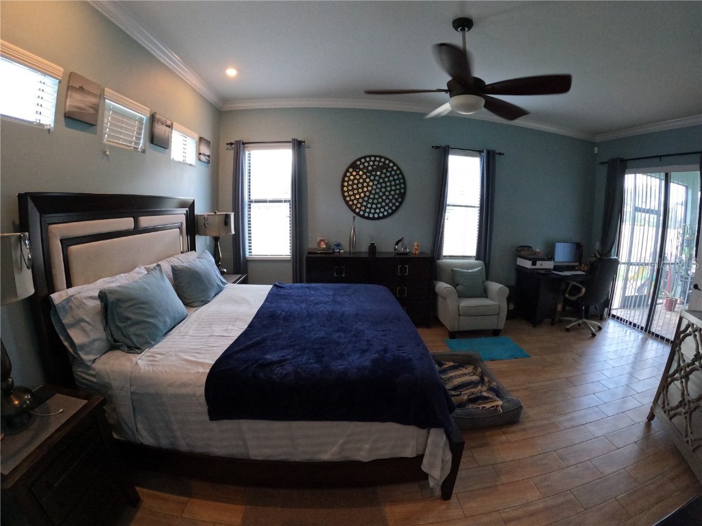 6619 35th Court E Sarasota FL 34243 A4655680 image28