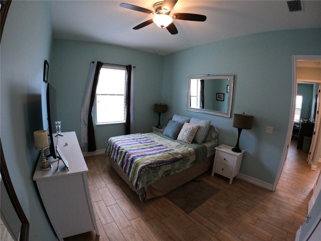 6619 35th Court E Sarasota FL 34243 A4655680 image36