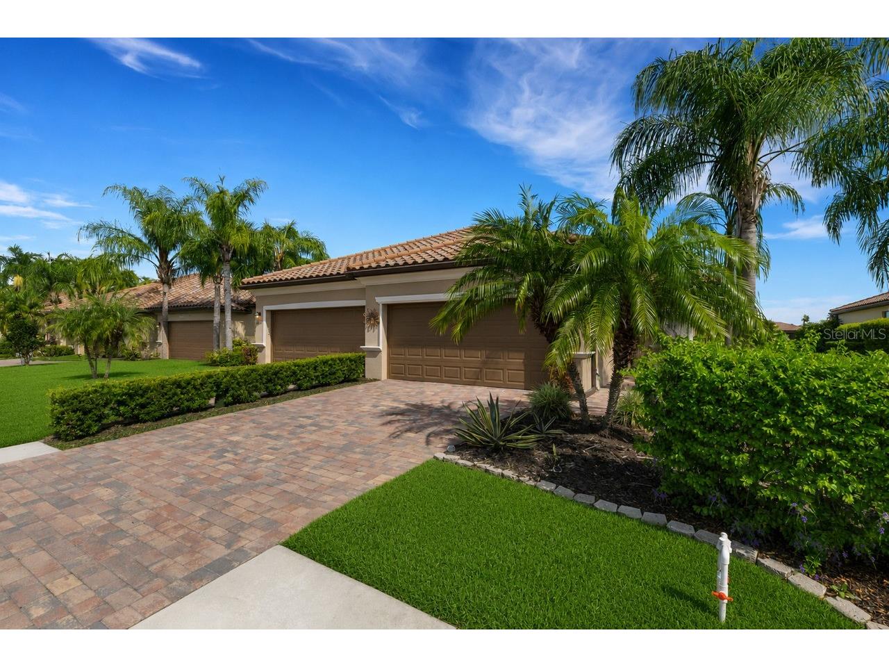 6619 Candlestick Drive Bradenton FL 34212 D6147992 image1
