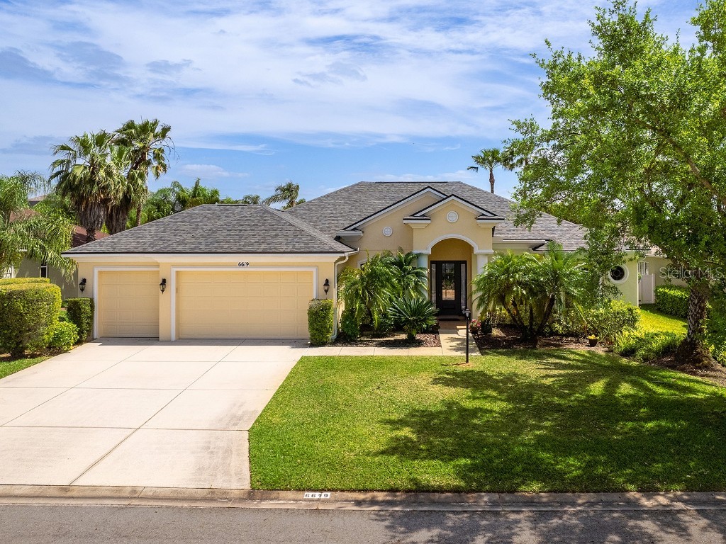 6619 Chickadee Lane Lakewood Ranch FL 34202 A4596322 image1