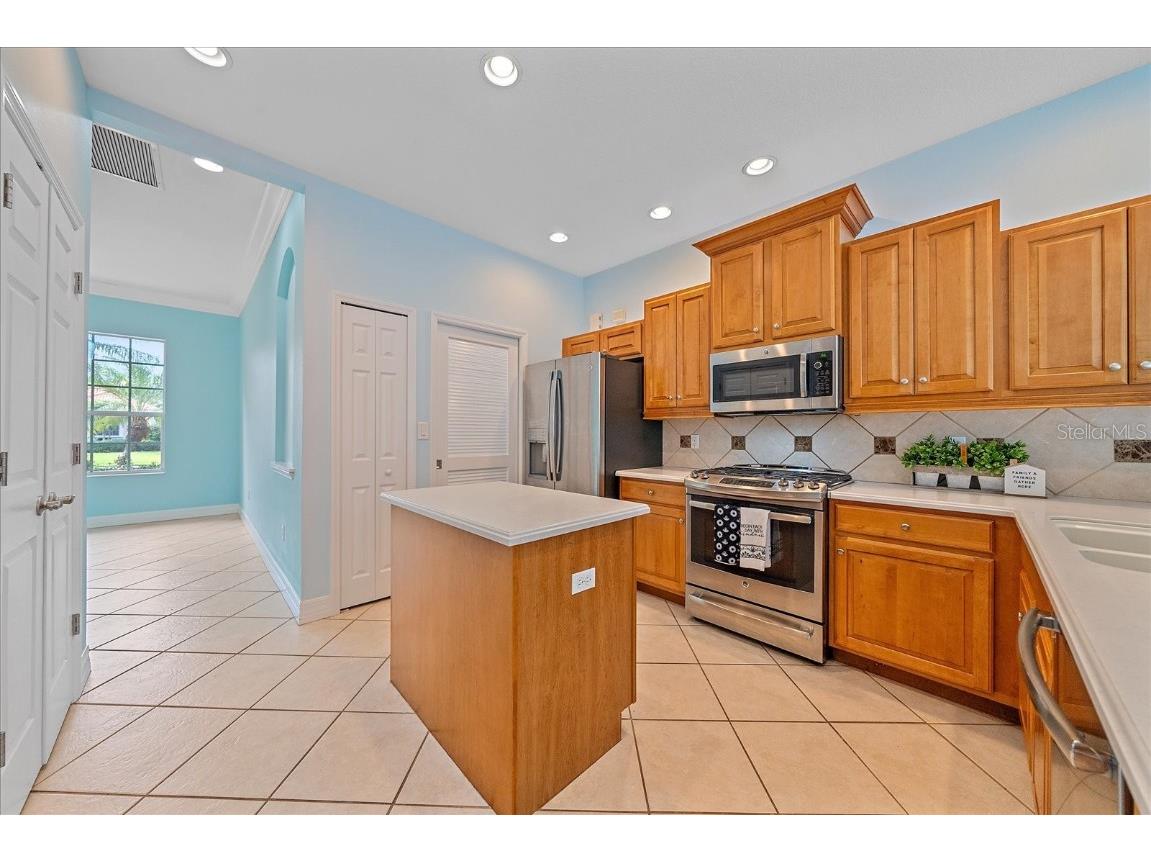 6619 Pinefeather Court Bradenton FL 34203 A4673713 image7