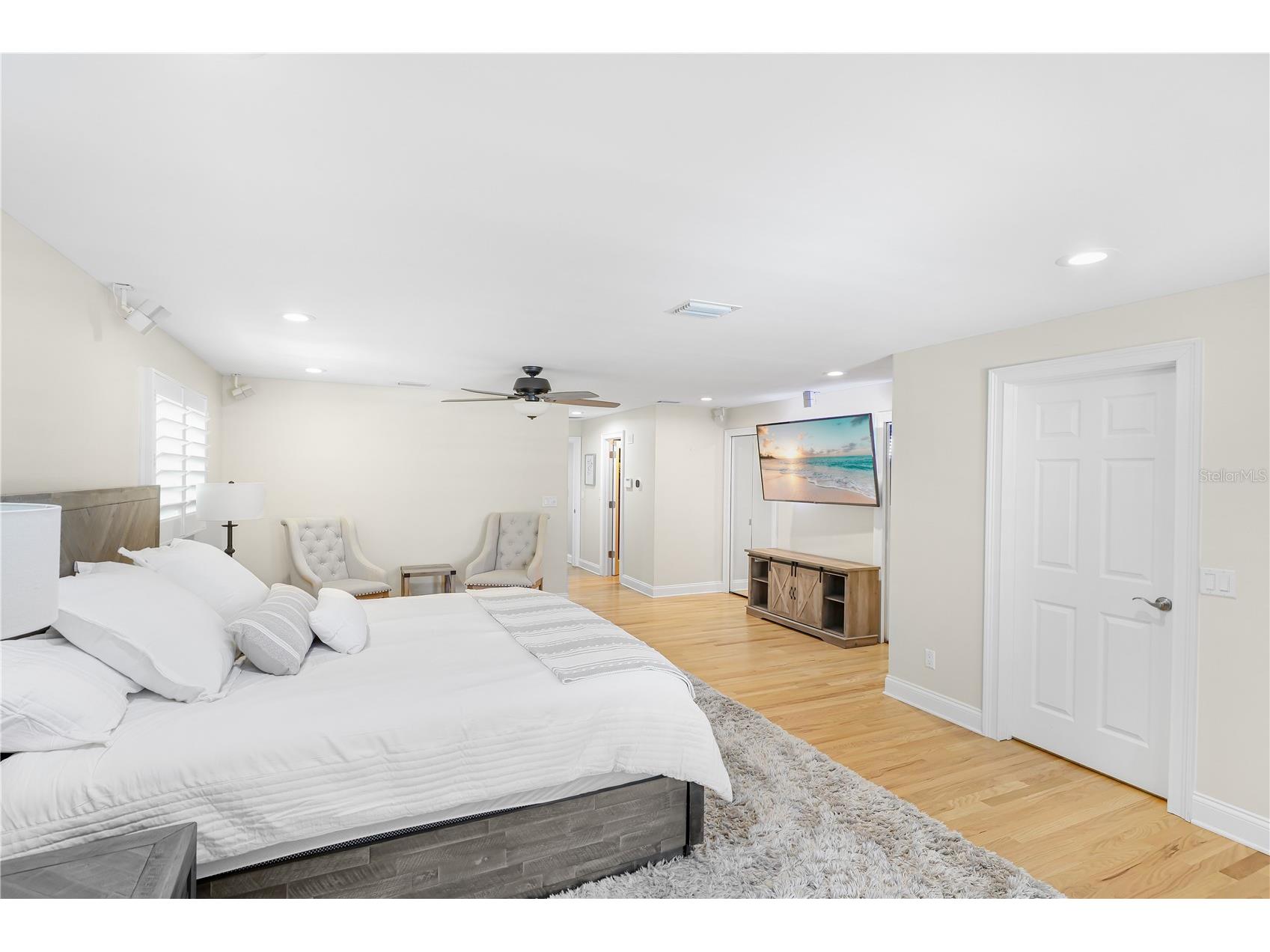 662 Apalachee Circle NE Saint Petersburg FL 33702 A4697315 image18