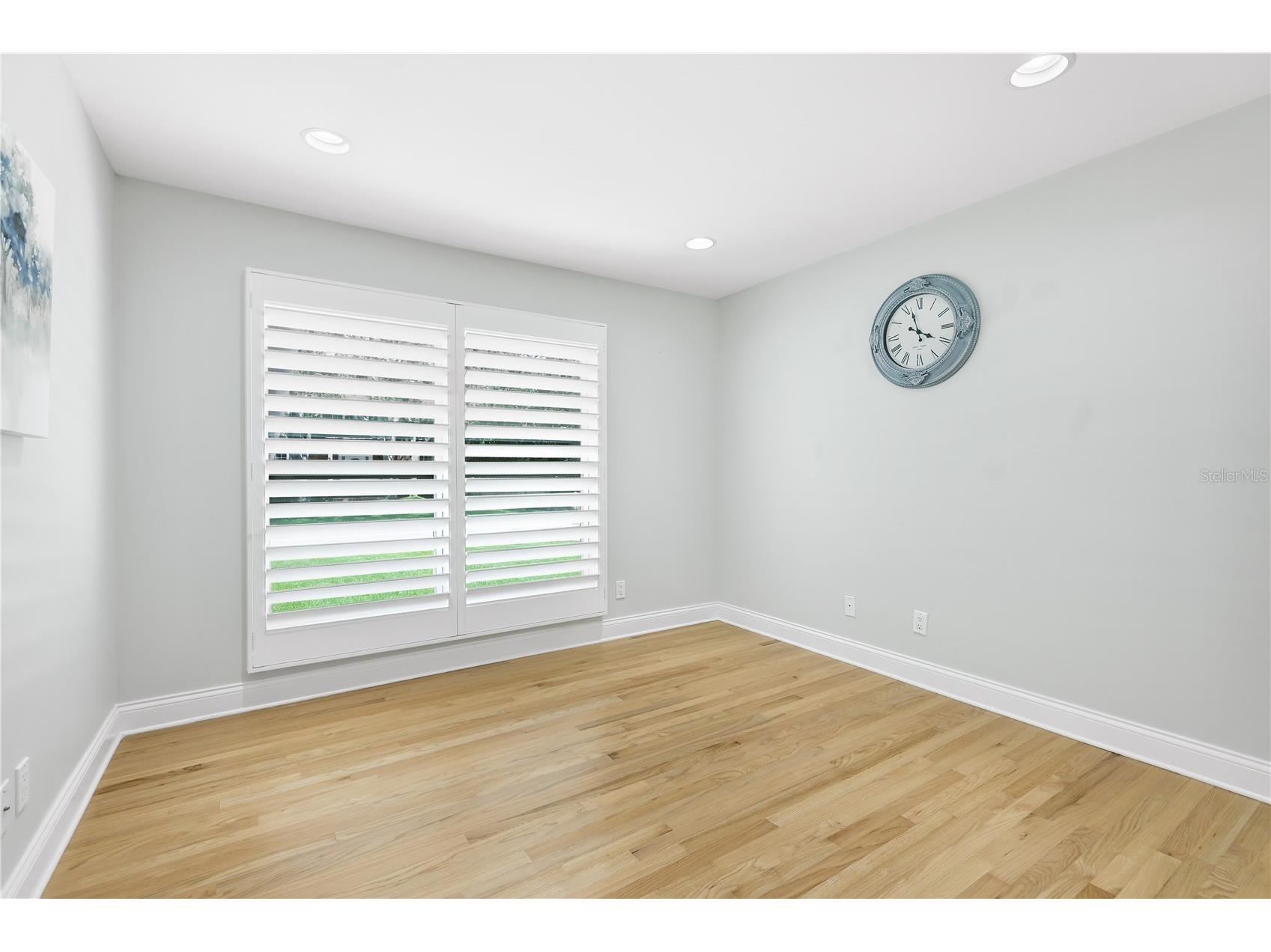 662 Apalachee Circle NE Saint Petersburg FL 33702 A4697315 image26