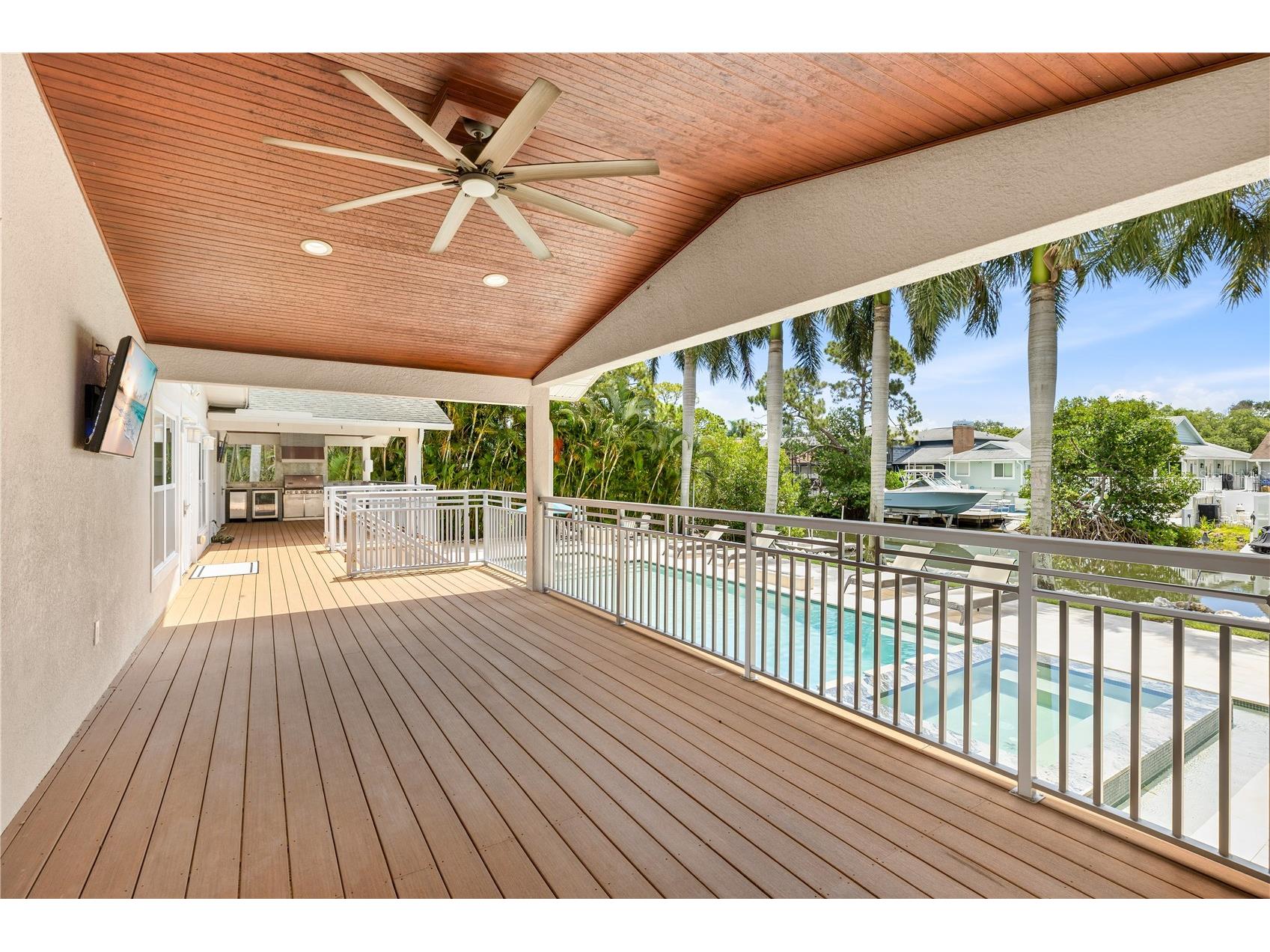 662 Apalachee Circle NE Saint Petersburg FL 33702 A4697315 image34
