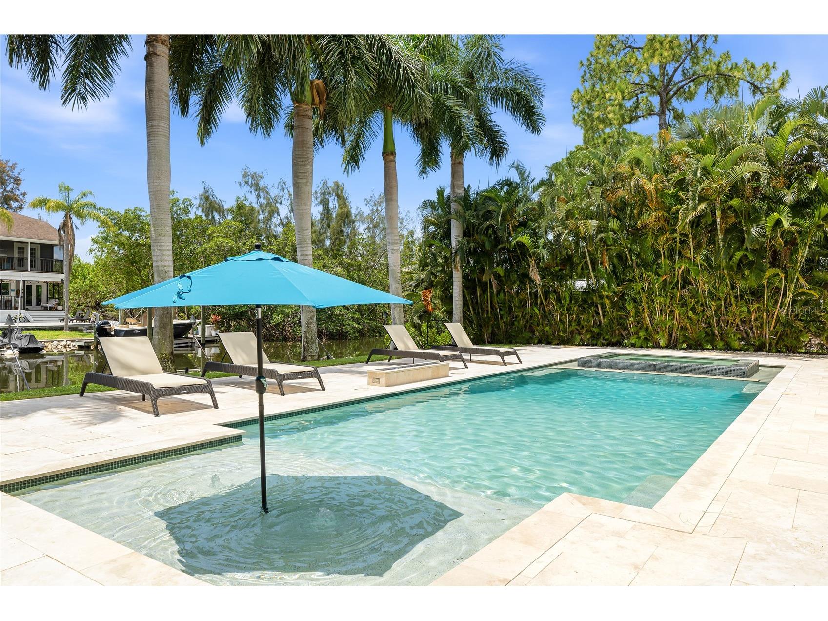 662 Apalachee Circle NE Saint Petersburg FL 33702 A4697315 image36