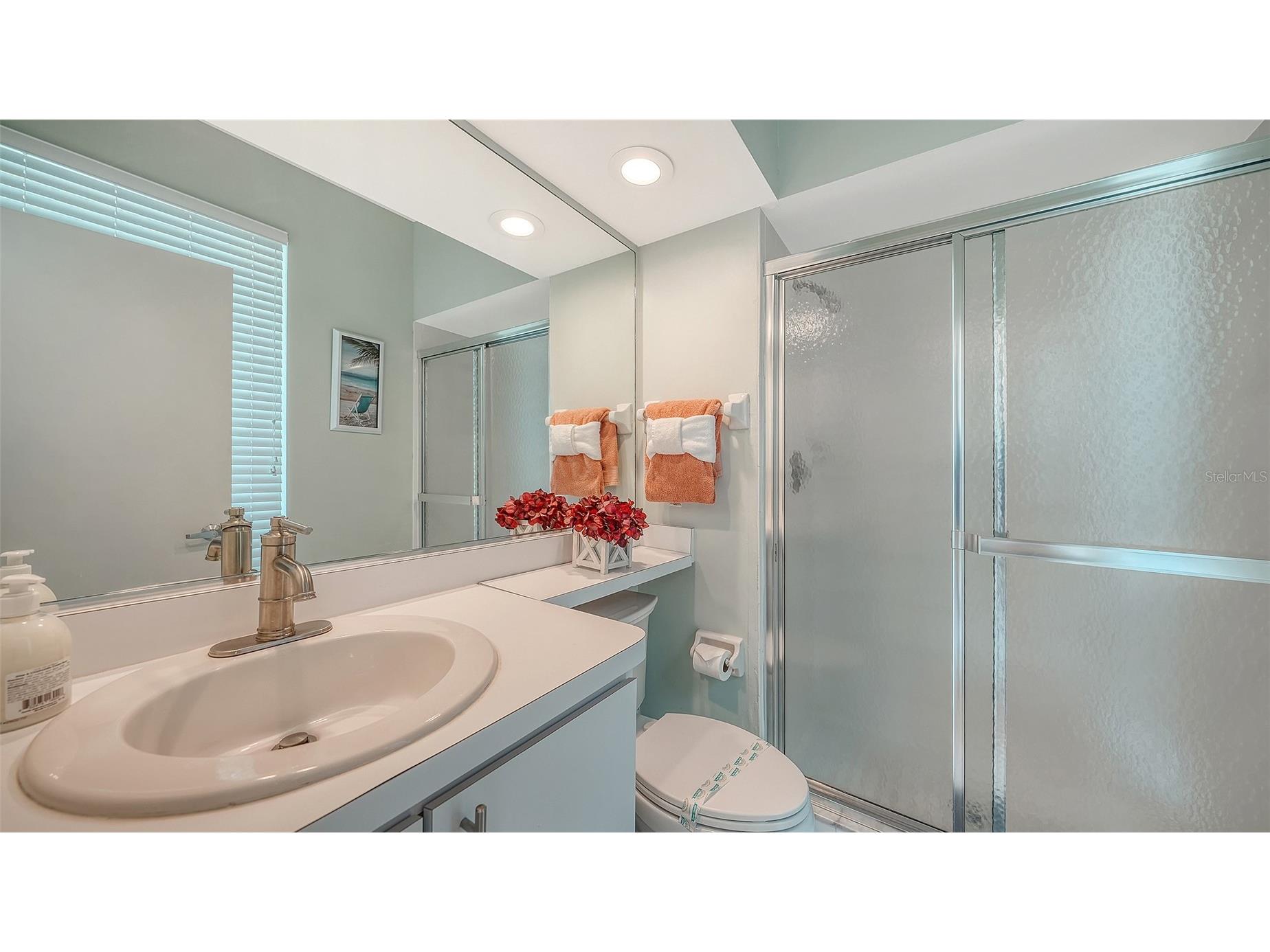 662 Calle Del Otono Sarasota FL 34242 A4684041 image22