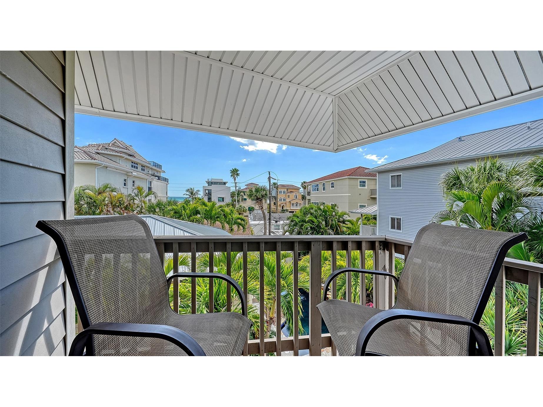 662 Calle Del Otono Sarasota FL 34242 A4684041 image24