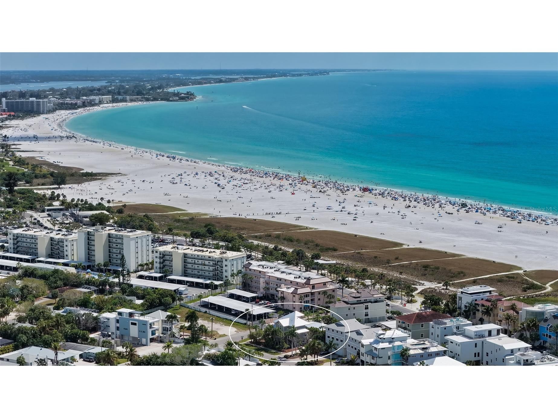 662 Calle Del Otono Sarasota FL 34242 A4684041 image4