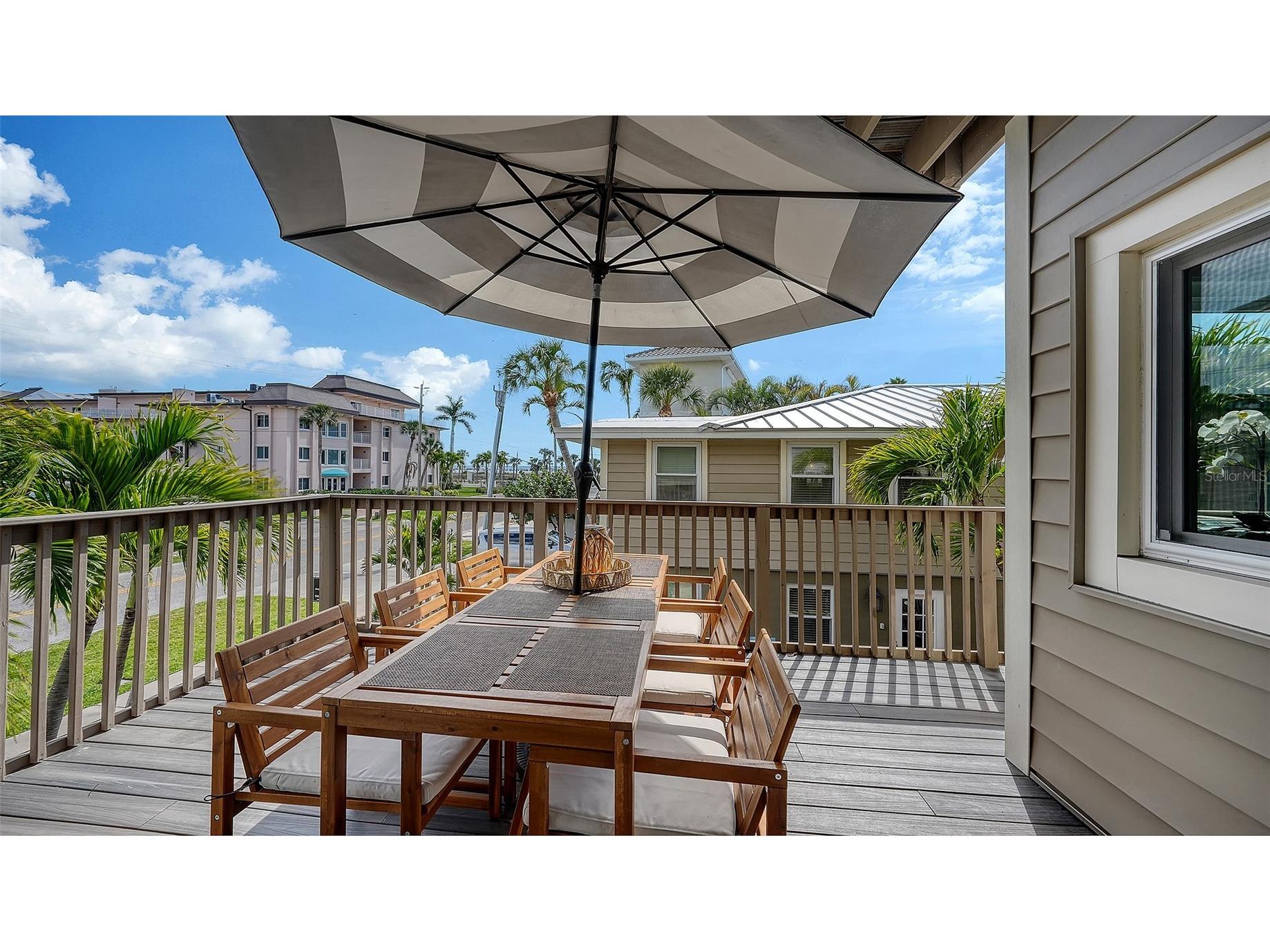 662 Calle Del Otono Sarasota FL 34242 A4684041 image53