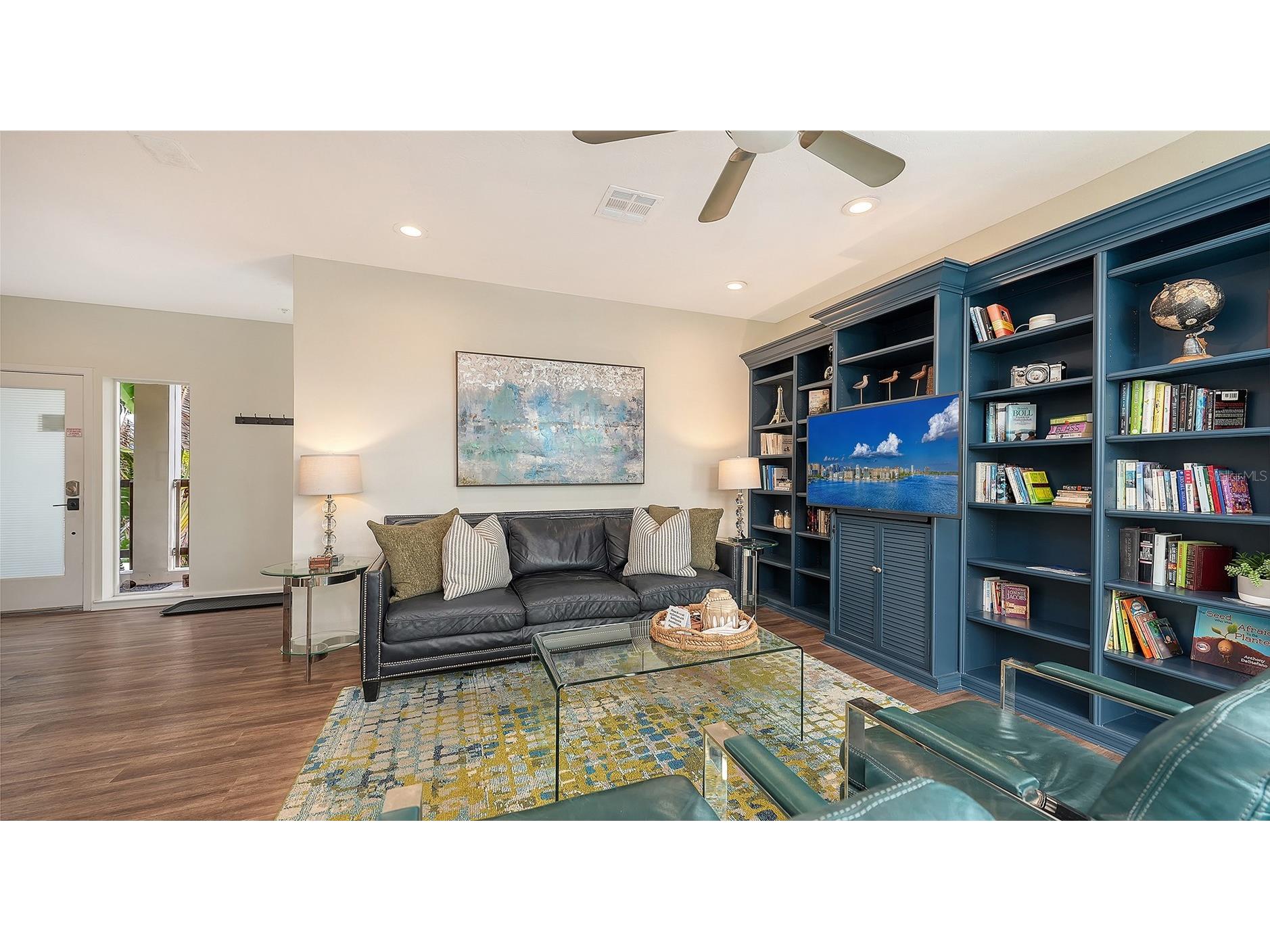 662 Calle Del Otono Sarasota FL 34242 A4684041 image54