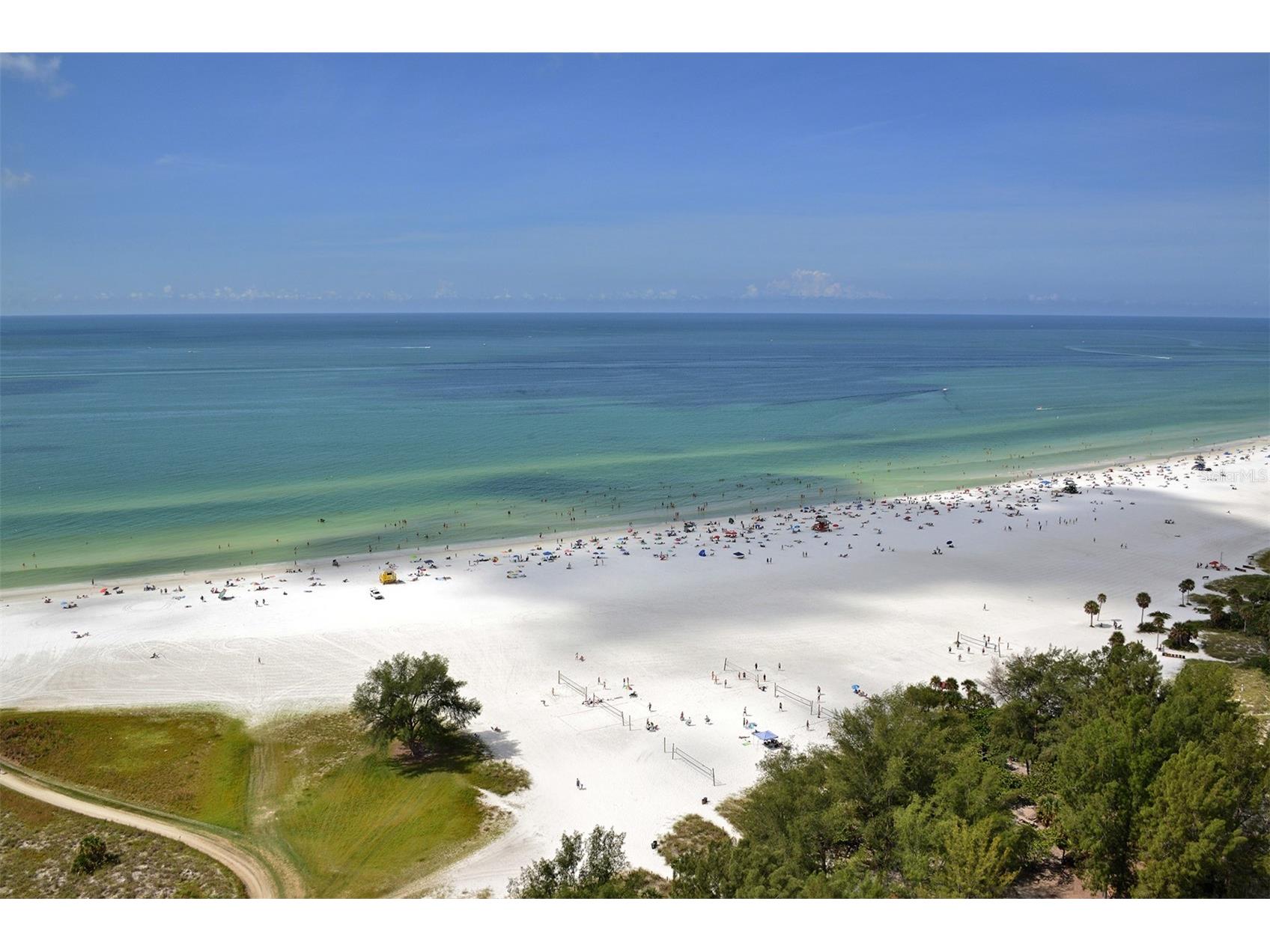 662 Calle Del Otono Sarasota FL 34242 A4684041 image75