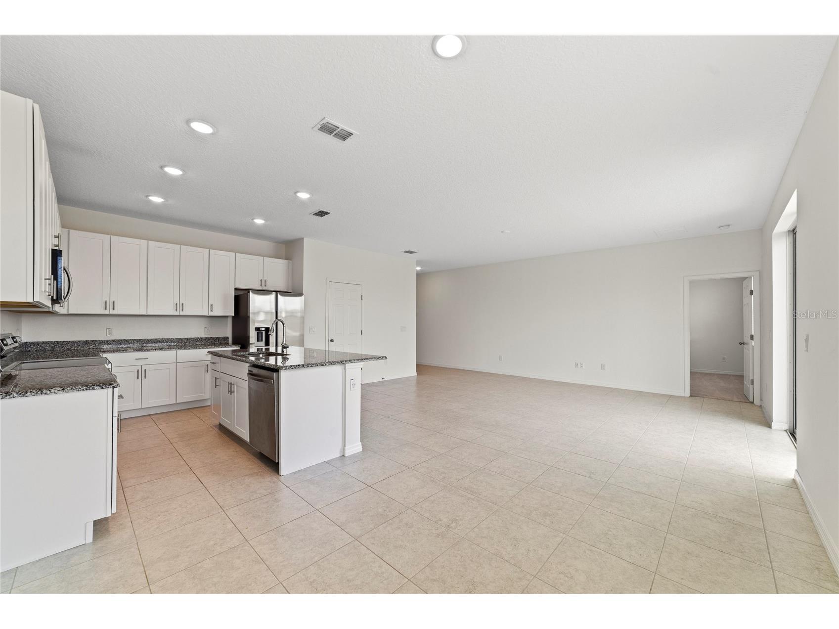 662 Fairview Avenue Haines City FL 33844 O6391766 image2