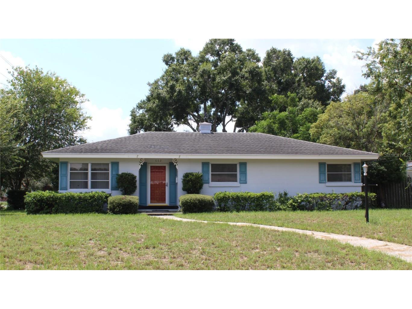 662 Oleander Drive SE Winter Haven FL 33880 P4931472 image1