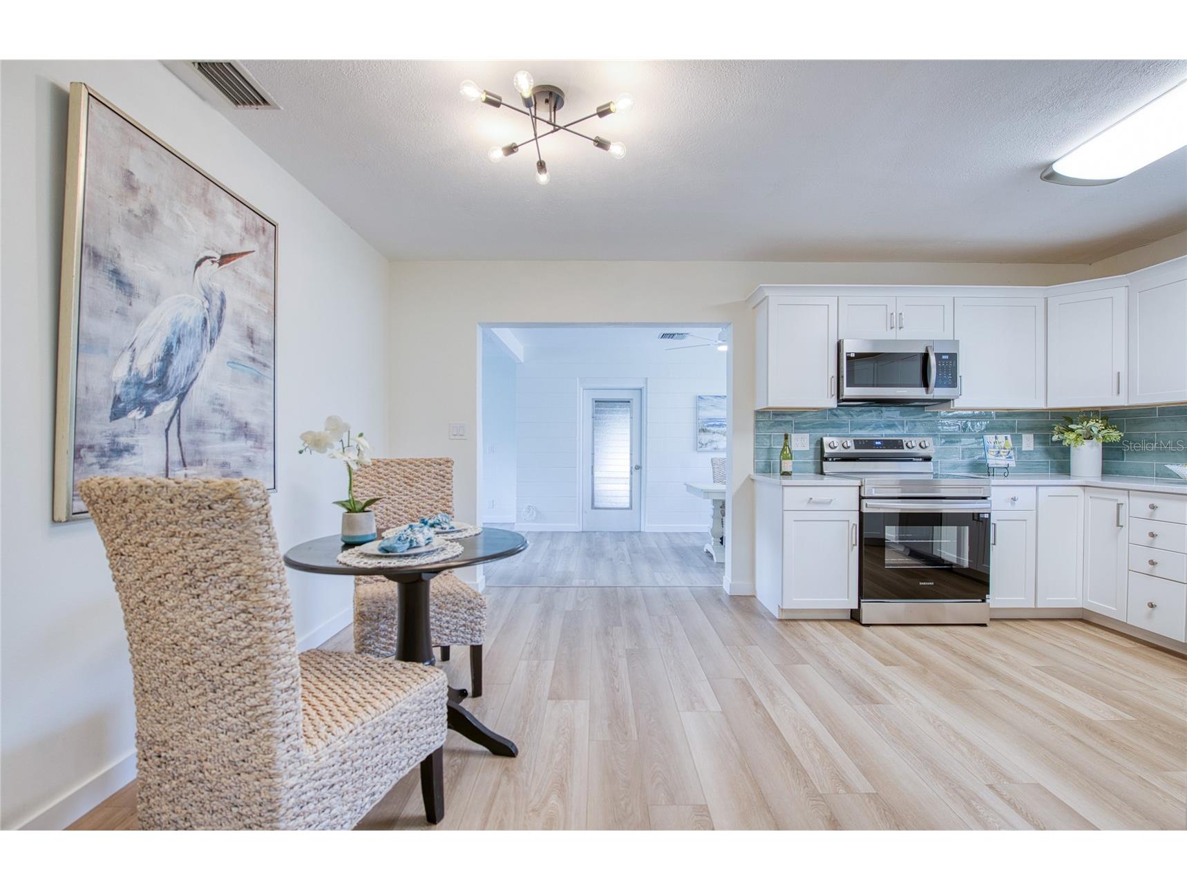 662 Villagrande Avenue S Saint Petersburg FL 33707 TB8495792 image10
