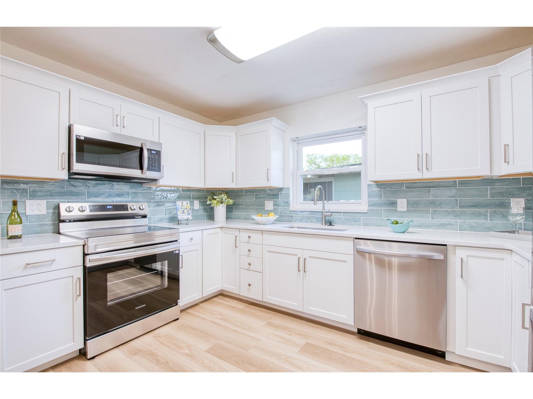 662 Villagrande Avenue S Saint Petersburg FL 33707 TB8495792 image17