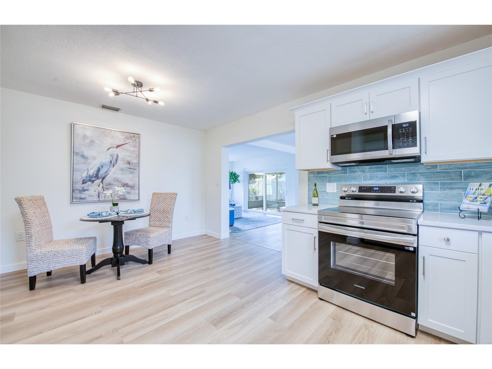 662 Villagrande Avenue S Saint Petersburg FL 33707 TB8495792 image18
