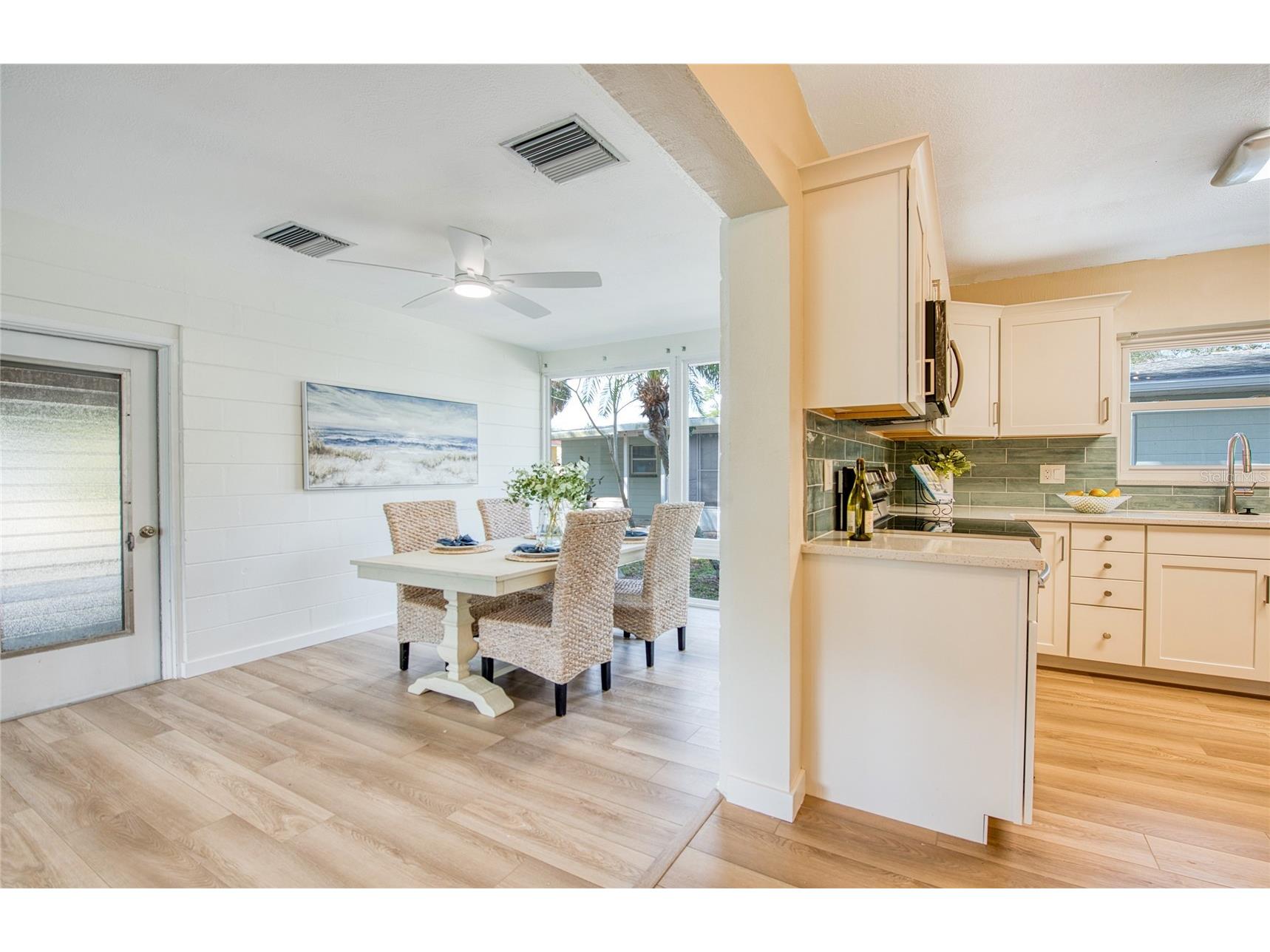 662 Villagrande Avenue S Saint Petersburg FL 33707 TB8495792 image21