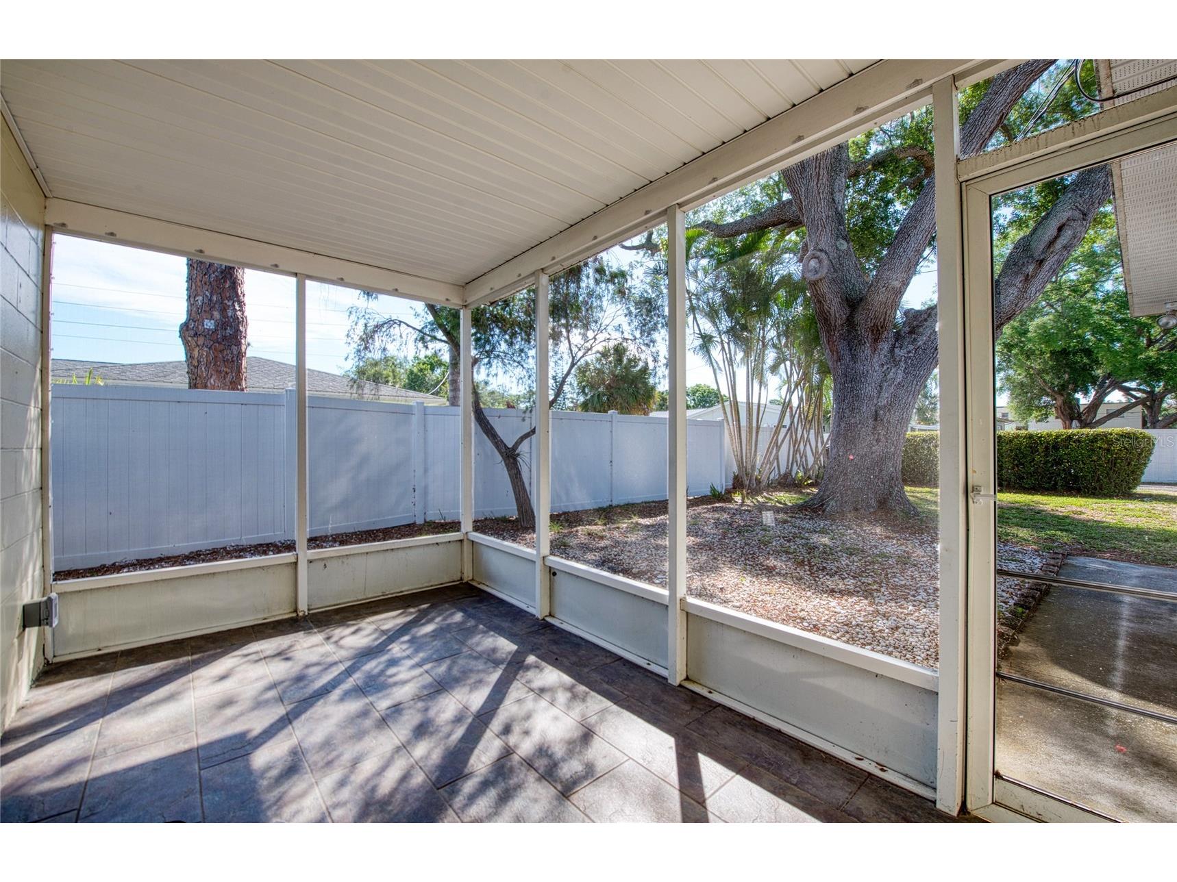662 Villagrande Avenue S Saint Petersburg FL 33707 TB8495792 image28